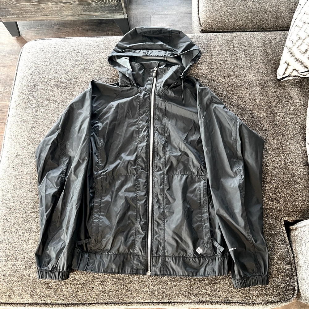 Women’s Columbia Windbreaker Rain Jacket‎